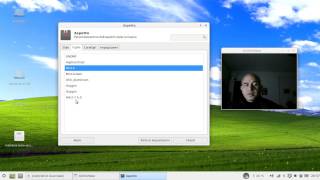 Linux Mint XFCE con tema XP [upl. by Eellehs]