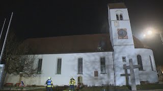 HofstettenFlüh SO Hoher Schaden bei Kirchenbrand [upl. by Saxet]