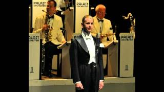 Max Raabe amp Palast Orchester Heut war ich bei der Frieda [upl. by Aicenod]