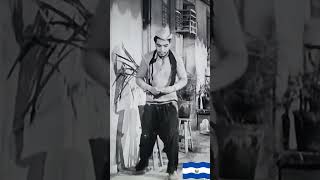 Cantinflas bailando las Cumbias Salvadoreñas 😂😂 [upl. by Ervin18]