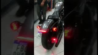 Review Harley Davidson Sportster 883 [upl. by Rednasela429]