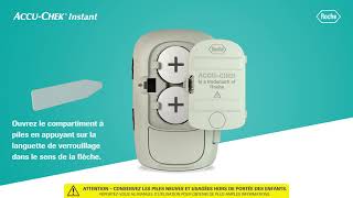 AccuChek Instant Remplacement des piles [upl. by Cirri]