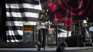 Blink 182  Feeling This Live Adelaide Soundwave 2013 Front row HD [upl. by Yelruc924]