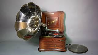 Reginaphone als Grammophon [upl. by Otrevire]