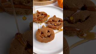 JackOLantern Pumpkin Spice Oat Pancakes halloweenrecipe [upl. by Aicac730]