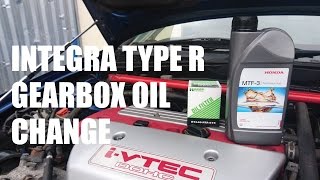 Changing the Gearbox Oil on the Integra Type R  PerformanceCars [upl. by Swirsky]