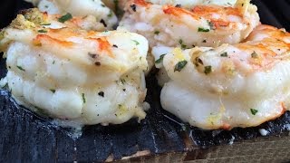 Riesengarnelen King Prawns von der Whiskyplanke Smokewood [upl. by Yvad817]