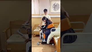 Bedridden elderly care transfer set rotating nursing bed The armpit lift makes retirement life [upl. by Cutcliffe]