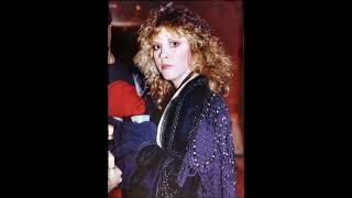 Marilyn Martin feat Stevie Nicks  Sorcerer Acoustic [upl. by Beulah]