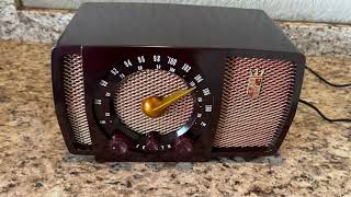 Vintage Zenith H 723Z AmFm Radio Playing [upl. by Arym]