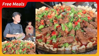 Good people cook for rural elderly for free Delicious Chinese food Big stewCooking Braised Pork [upl. by Naam486]