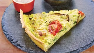 Recette  Quiche courgette aubergine tomate [upl. by Mckenna]