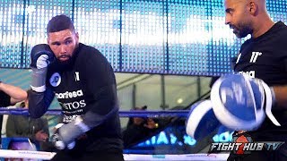 TONY BELLEW SHOWS SURPRISING SPEED FIRING OFF BIG COMBINATIONS ON THE PADS DAYS AWAY FROM USYK FIGHT [upl. by Eniarda]