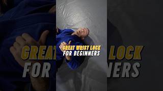 Wrist lock for beginners in BJJ bjj jiujitsu jiujitsutips martialarts [upl. by Sarine]