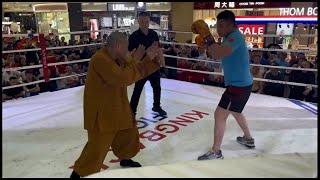 Voici ce qui se passe quand des Moines Shaolin combattent des Combattants PRO [upl. by Hsizan233]