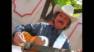 LAS PERLITAS Video Oficial Poncho Villagomez y Sus Coyotes del Rio Bravo [upl. by Badr]