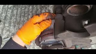 how to change front brake pads without using brake rewinding tool mazda demio 08 [upl. by Clyve]