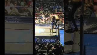 Místico vs Último guerrero vs Soberano jr [upl. by Ennayrb371]