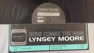 Lynsey Moore  Here Comes The Rain Sola Mix [upl. by Kast]