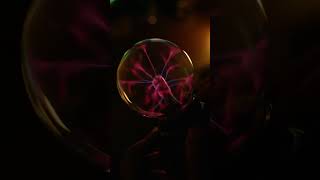 How does a plasma ball work [upl. by Eadrahc]