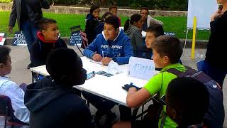 Une salle de classe en extérieur devant le rectorat de Grenoble [upl. by Enetsuj]