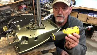 Gyroscopic Screwdriver Dewalt DCF682  easiest way to drive screws amp bolts [upl. by Mchenry]