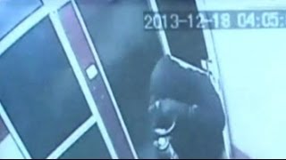 Caught on camera Skilled burglar steals Rs 14 lakh from PNB ATM in 11 minutes [upl. by Allard]