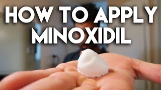 How to Apply Minoxidil Rogaine [upl. by Shushan]