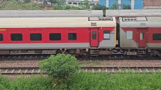 18478  Kalinga Utkal Express train in hurry late by 6 hours bharattrain [upl. by Nickolai193]