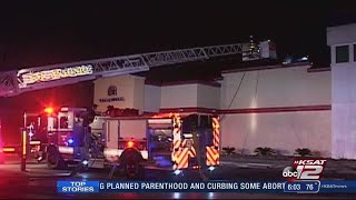 Firefighters put out roof fire at fast food chain [upl. by Rickart]