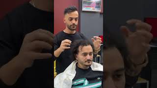 Saçını düz mü kıvırcık mı seviyorsun  berber barber youtube barbershop kuafor haircut [upl. by Asel]