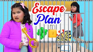 PIHU and DORA in the ESCAPE ROOM Challenge  pretendplay Playroom fun  ToyStars [upl. by Trautman]