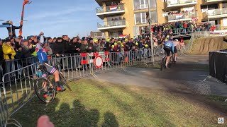 Felipe NYSTROM stops to cheer and applaud for Van Der Poel en v Aert WK cyclocross 2023 Hoogerheide [upl. by Mitchell498]