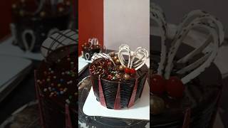 Truffle cake 😋😜decorationcakedecorating youtubeshorts viralshort [upl. by Sackey605]