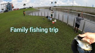 Early fall bream fishingwith the famfishing family [upl. by Melli]