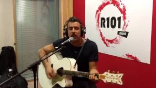 Francesco Gabbani  Eternamente Ora Live Acoustic  Radio R101 2016 [upl. by Arratal]