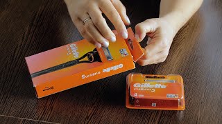 Gillette Fusion 5  Unboxing 4K [upl. by Raama]