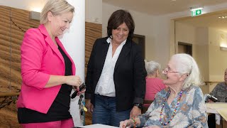 Besuch ArbeiterkammerPräsidentin Renate Anderl im Haus Liebhartstal [upl. by Xantha965]