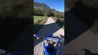 Je tombe nez à nez avec un chasseur en colère 😡 Il me poursuit 😨 roadrage motocross yz125 [upl. by Tove]