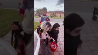 Trick Or Treating Funny Moments trickortreats halloween halloweencostume kidscustomes funnyhal [upl. by Call563]