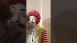 ronald mc donald right eye caught moving [upl. by Brew]