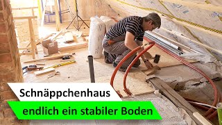 Schnäppchenhaus 20 🏡 bekommt ein Hochbeet amp Boden im Dachgeschoss [upl. by Forrer596]