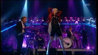 Robyn  Fembot Live Skavlan 2010 Best version [upl. by Jude734]