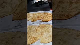 CHICKEN ZINGER PARATHA ROLL MAKING RECIPE 😋 Chicken Ka Paratha Roll In United Chicken Bar Karachi [upl. by Etteuqram694]