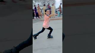 skating enjoy😱❤️ skating rollerskatingmusic musicgenre publicreaction [upl. by Stefan]