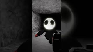 Trying to Escape the Maze and this Guy appeared from the Dark in ROBLOX  Free Games World [upl. by Thay]