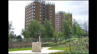 Thomas Hickinbottom memorial statue Brierley Hill [upl. by Anomas464]