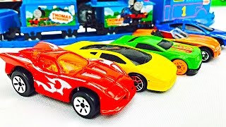 Autitos para Niños 2022  Colores Primarios  Carros de Carrera [upl. by Aihsit]