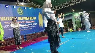 Tari DJ Selendang Biru [upl. by Haerr116]