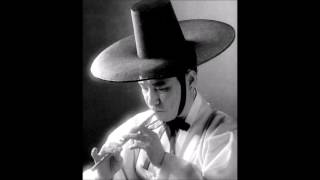 Sangnyŏngsan traditional Korean music [upl. by Ydnolem]